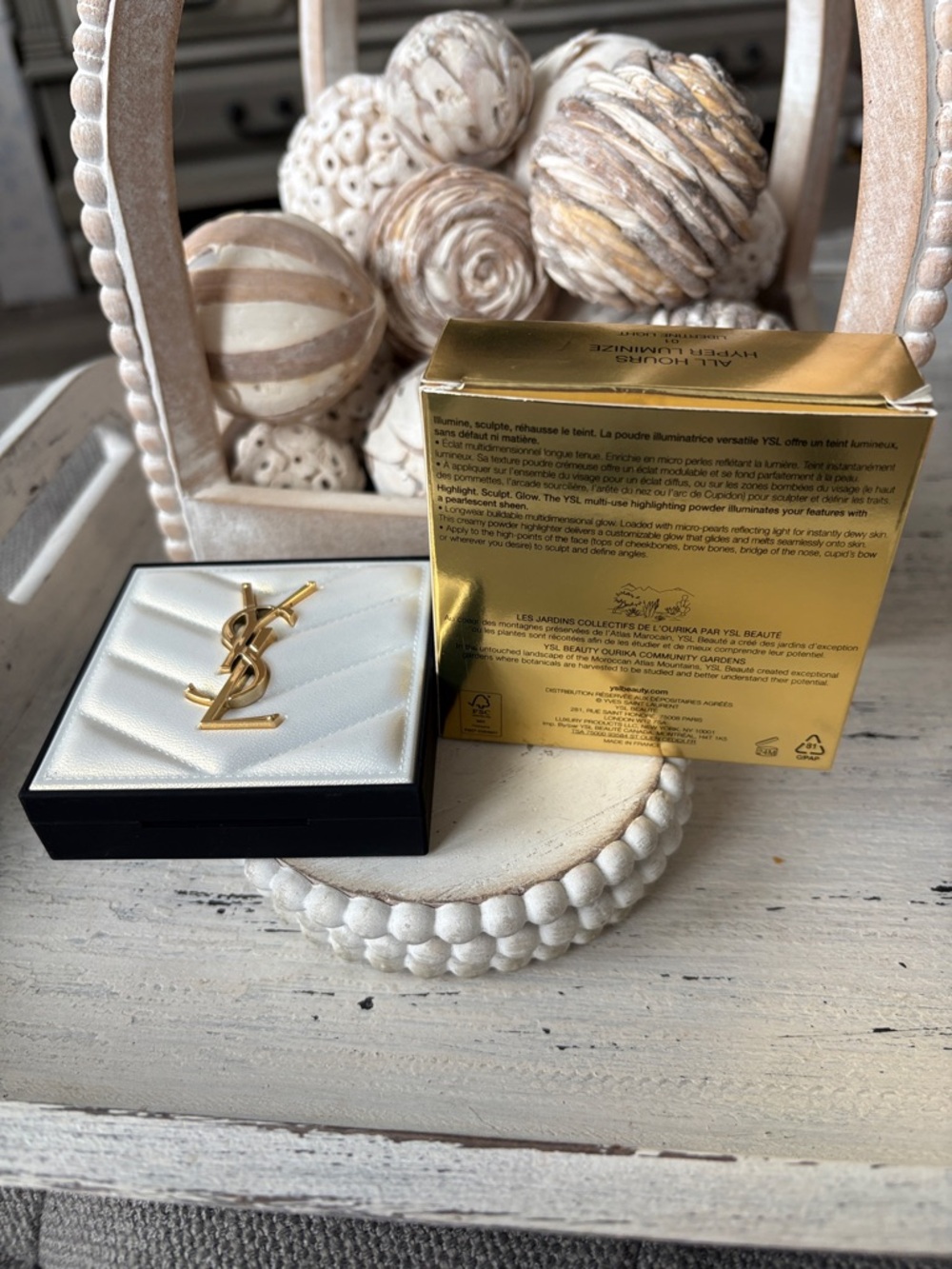 YSL All Hours Hyper Luminize Highlighting Powder 01 Libertine Light - Picture 9 of 9